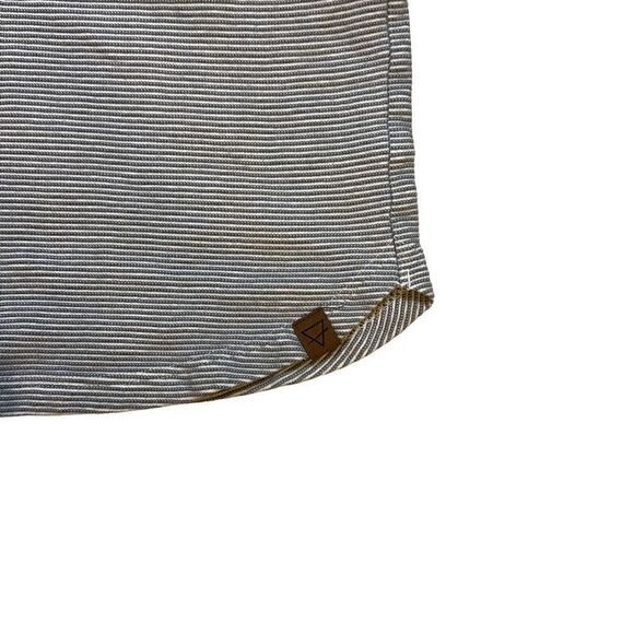 Life Integrity Earth Women's White Pinstriped Long Sleeve Mini Dress Size Small - Picture 3 of 5